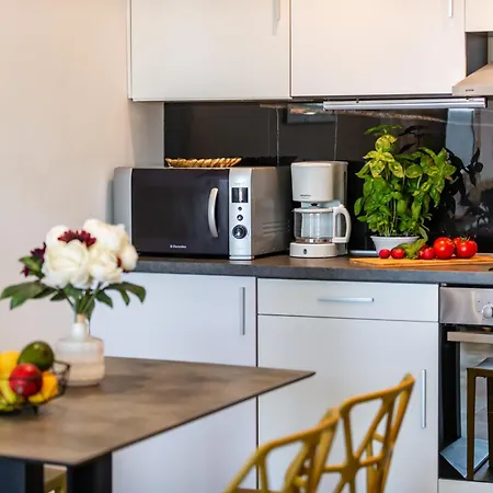 Zatvoreno Zbog Recenzije Nia Deluxe Apartamento