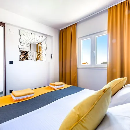 Zatvoreno Zbog Recenzije Nia Deluxe Apartment *