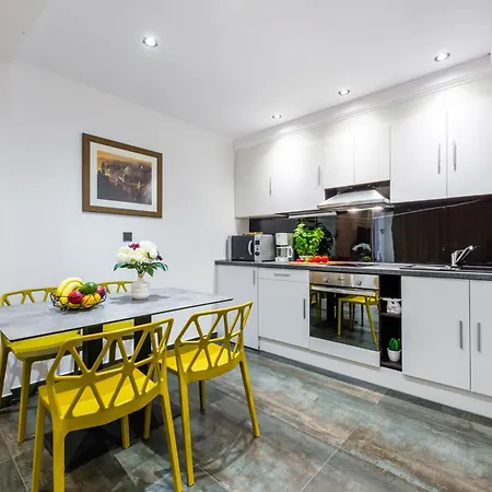 Zatvoreno Zbog Recenzije Nia Deluxe Dubrovnik