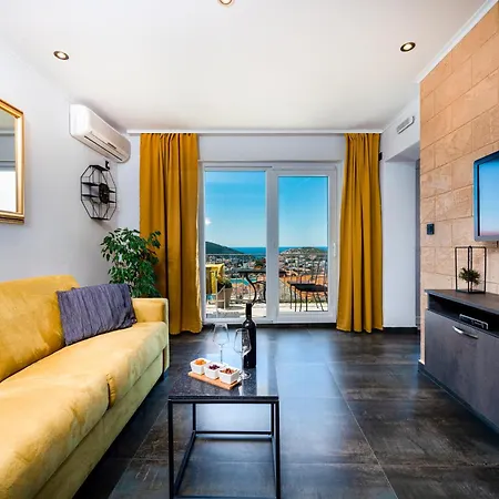 Zatvoreno Zbog Recenzije Nia Deluxe Apartment *