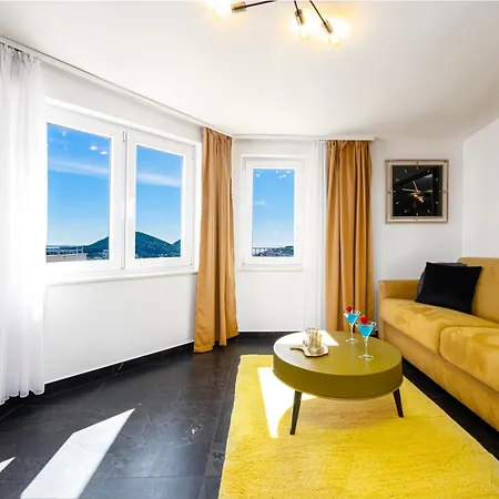 Apartamento Zatvoreno Zbog Recenzije Nia Deluxe *