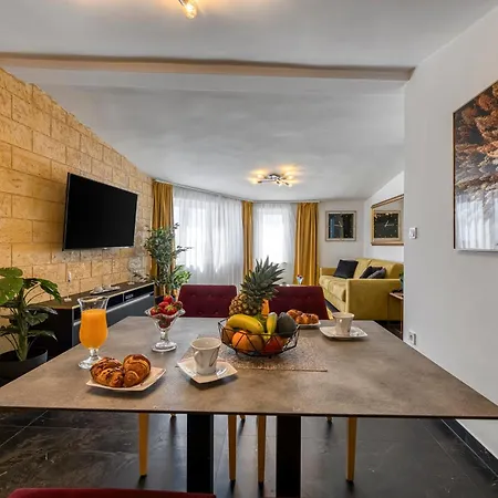 Apartamento Zatvoreno Zbog Recenzije Nia Deluxe